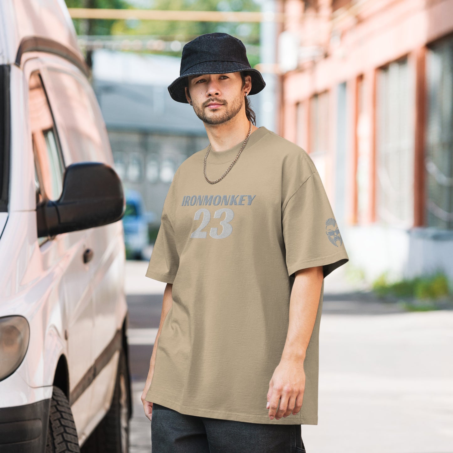 Oversized T-Shirt mit verwaschenem Look - Sportswear Iron Monkey 23