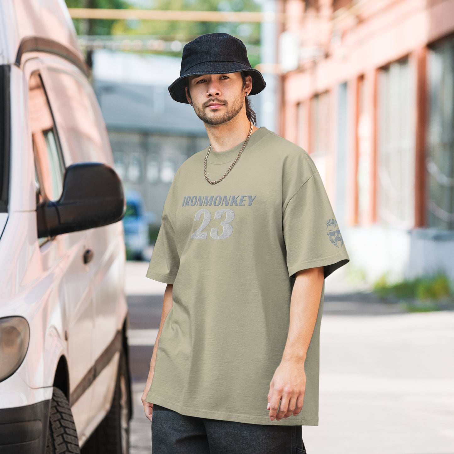 Oversized T-Shirt mit verwaschenem Look - Sportswear Iron Monkey 23