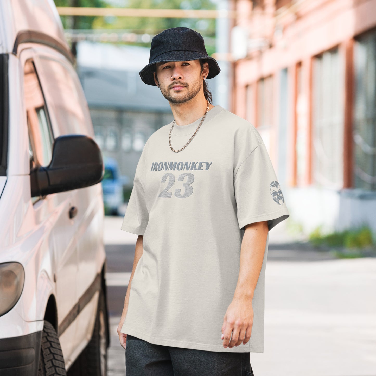 Oversized T-Shirt mit verwaschenem Look - Sportswear Iron Monkey 23