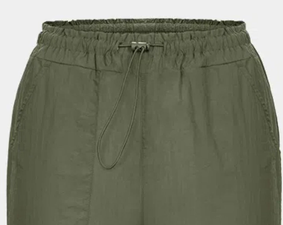 Premium Yoga-Hose Damen – Leichte Ice Silk Haremshose für Sport & Outdoor