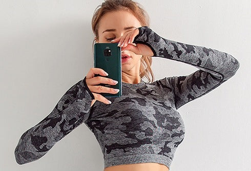 Damen 3-teiliges Camouflage Sport-Set | BH, Leggings & Langarm-Top - Sportswear Iron Monkey 23