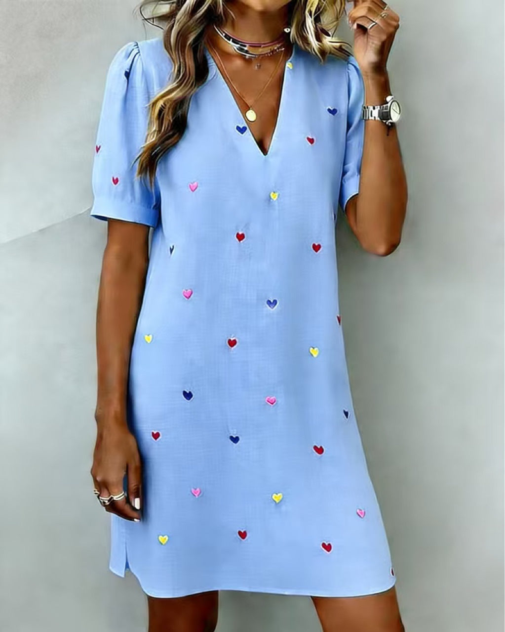 IM23 Heart Print Dress | Deep V-Neck, Kurzarm, A-Linie – White, Pink & Light Blue, S–XXXL