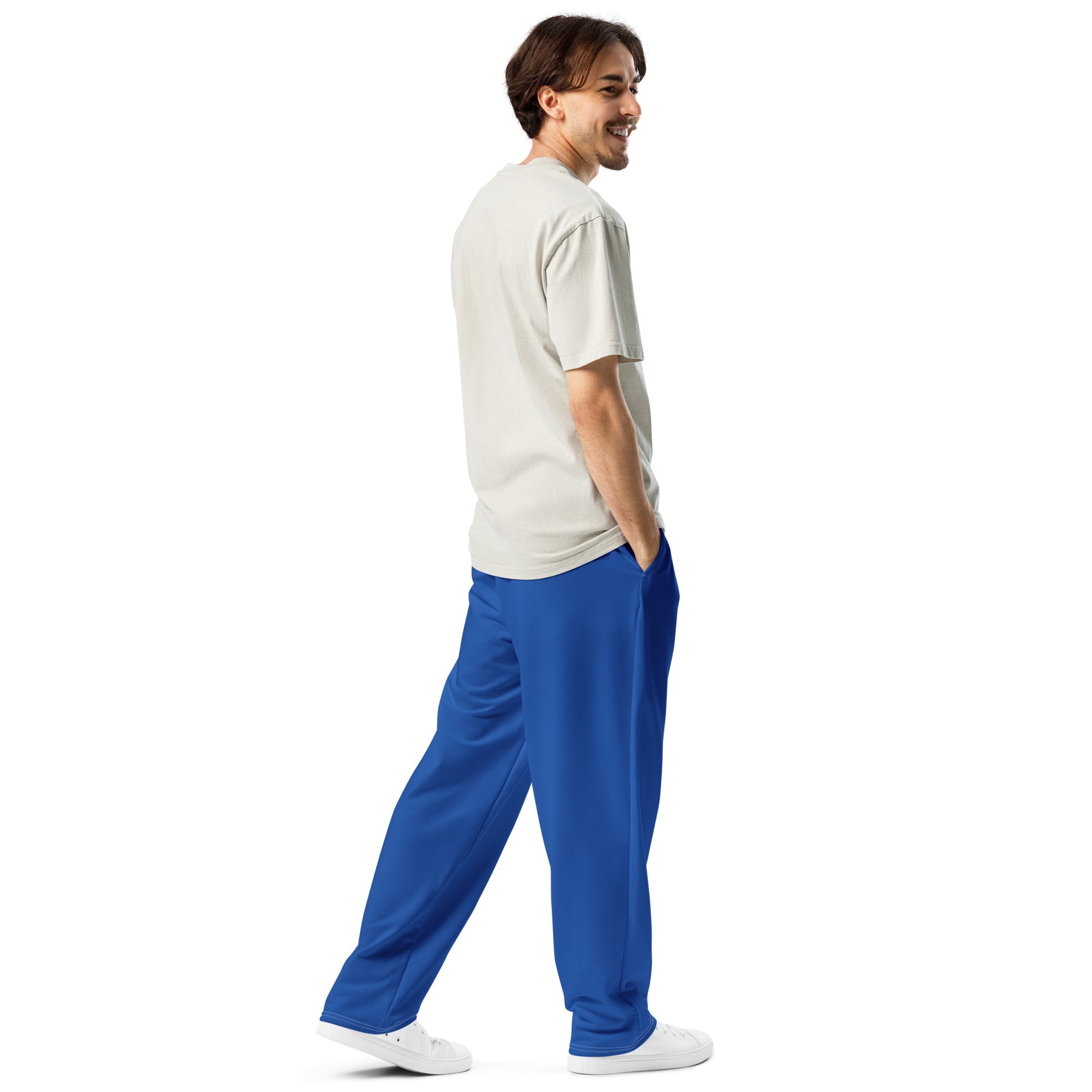Weißer Unisex-Joggingshose mit weitem Bein und All-over-Print von Sportswear Iron Monkey 23, Rückenansicht.