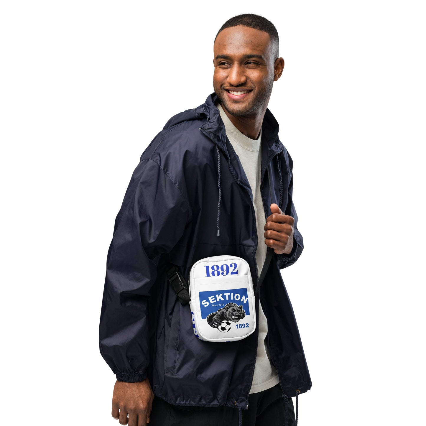 Sportswear Iron Monkey 23 Umhängetasche mit All-over-Print, weiße Utility-Crossbody-Bag, Vorderansicht