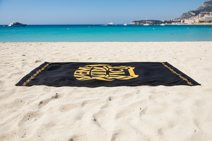 Weißes Veni Vidi Vici Handtuch von Sportswear Iron Monkey 23 mit Julius Caesar Motiv, ideal als Strand- oder Gym-Handtuch.