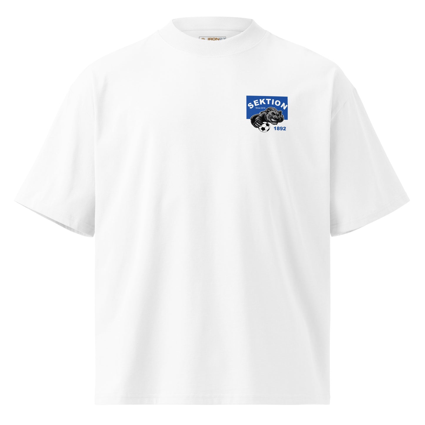 Unisex Bio-T-Shirt von Sportswear Iron Monkey 23, oversized mit weitem Kragen, weiß, Vorderansicht, nachhaltige Baumwolle.
