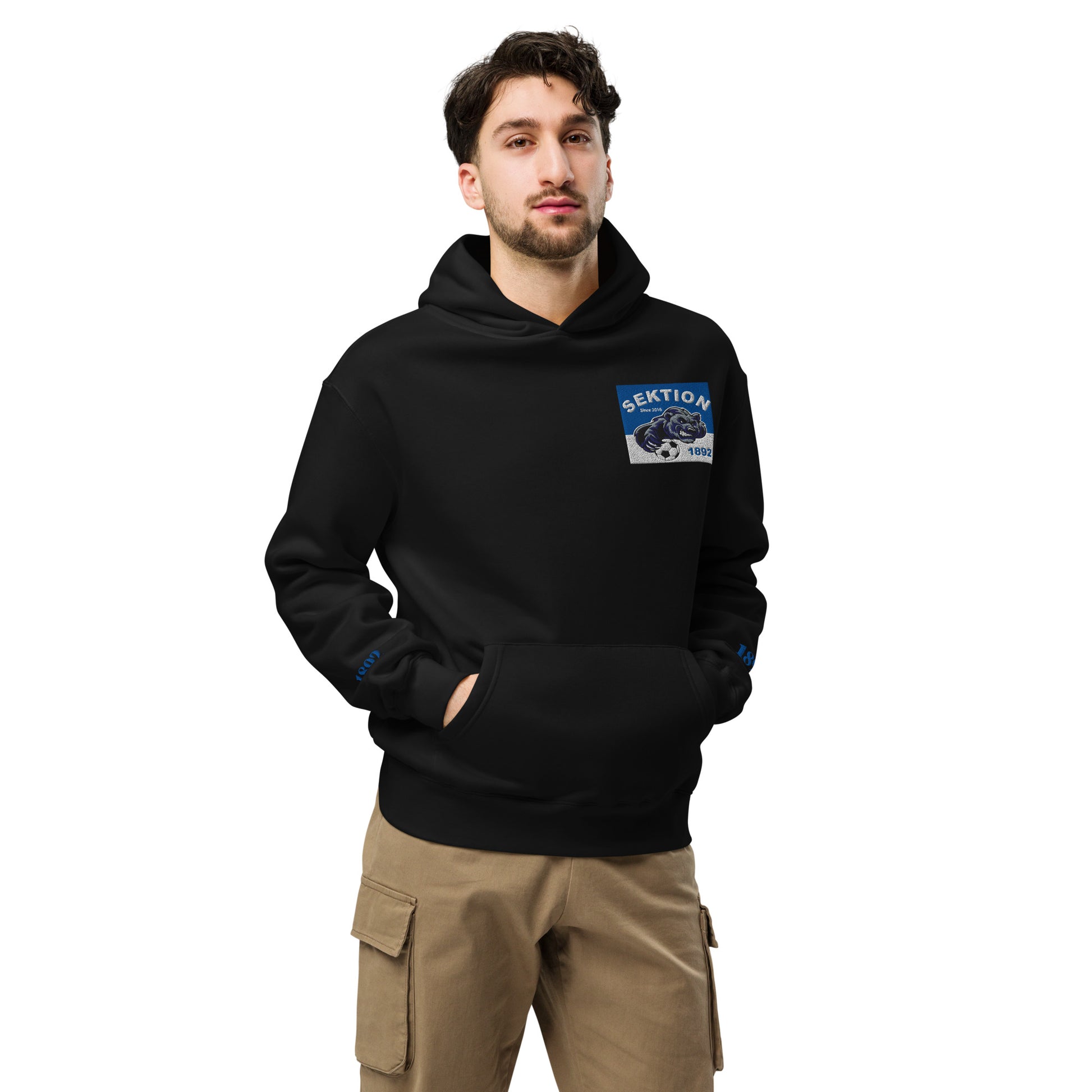 Schwarzer unisex Hoodie von Sportswear Iron Monkey 23 mit oversized Passform, Frontansicht, bequemer Freizeitlook