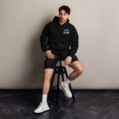 Schwarze Unisex-Relax-Hoodie von Sportswear Iron Monkey 23, frontansicht, lässiges Design, bequemes Freizeitkleidungsstück